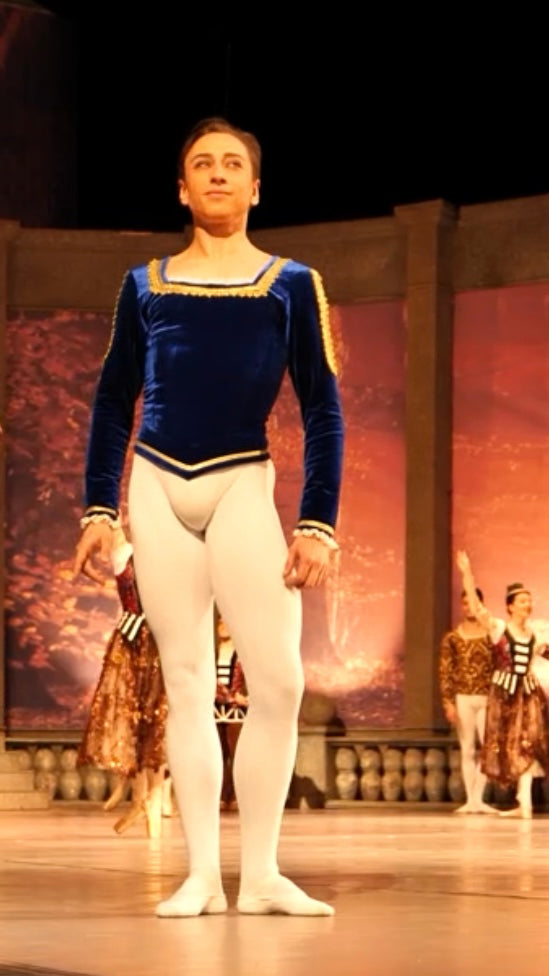 The White Tights – Signature Edition